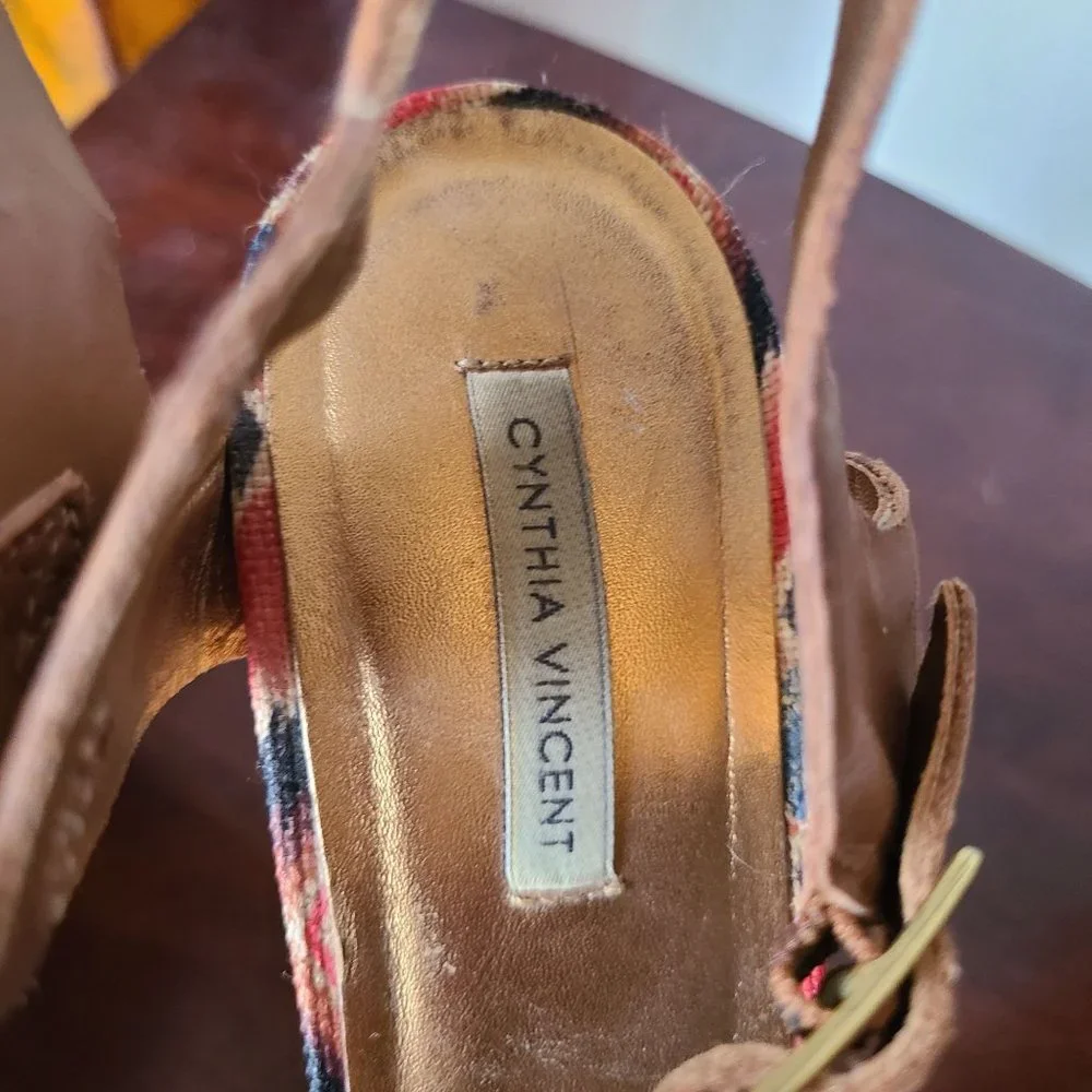 Cynthia Vincent US Women's Size 10 Aztec Print Platform Wedge Espadrille Sandals